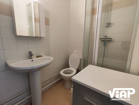 STUDIO MEUBLÉ - QUARTIER CALME À LIMOGES - Photo 4