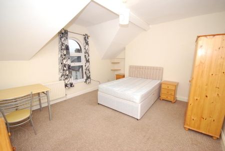 7 Ulsterville Place, Lisburn Road, Belfast, BT9 7BH - Photo 4