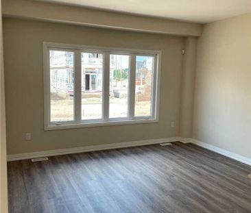 For Lease - 9255 White Oak Avenue, Niagara Falls, Ontario - Photo 3