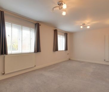 Holbeach Drive Kingsway, Quedgeley, Gloucester - Photo 6
