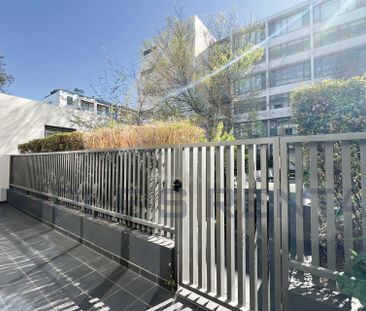 Convenient and spacious two-bedrooms apartment & Private and individual HUGE BALCONY. Unfurnished - Photo 1