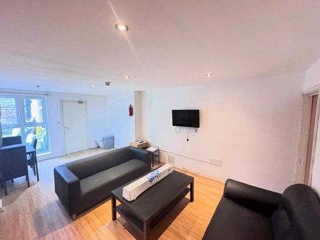 *£110PPPW* Frederick Grove, lenton, NG7, Property for rent - Photo 4