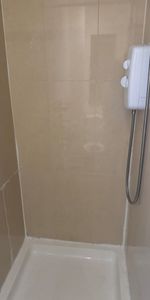 Room in a Shared House, Carmelite Road, HA3 - Photo 3