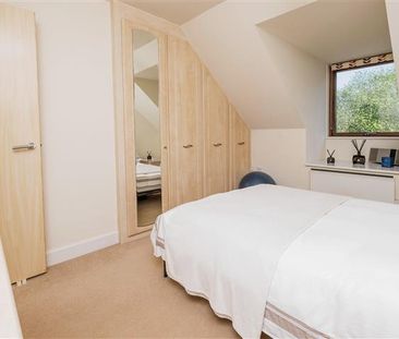 Oakwood Court - Photo 1