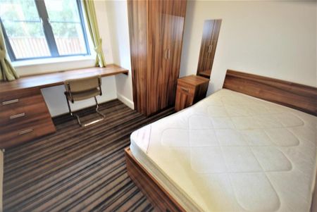 6 bedroom apartment to rent - Photo 5