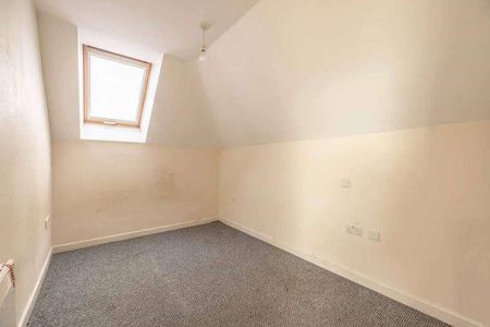 Upton Park, Slough, SL1 - Photo 5