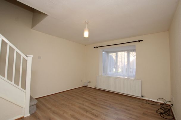 Senwick Drive, Wellingborough, Northamptonshire, NN8 - Photo 1