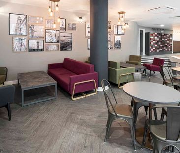 Standard Studio - Photo 4