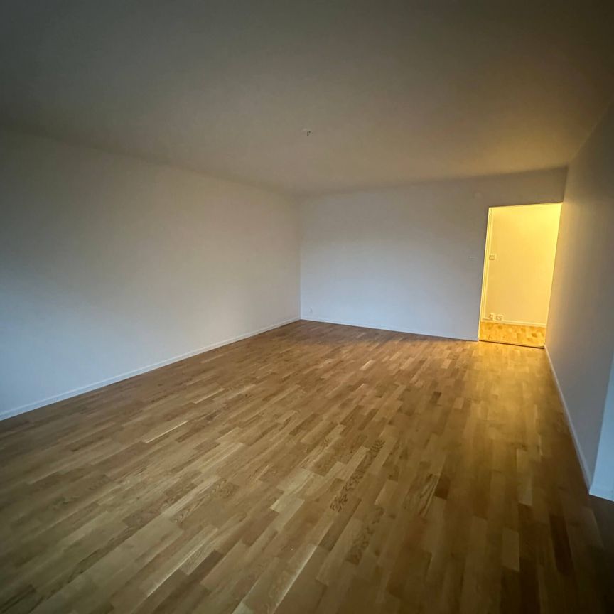 Regementsgatan 64-2rok(lgh 1402) - Photo 1