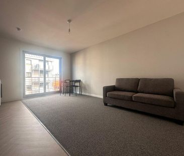 3 bedroom flat to rent - Photo 5