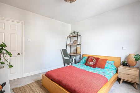 Main Road, Hathersage, Hope Valley - Photo 4