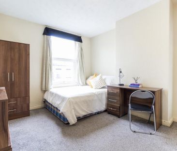 2 bedroom house to rent - Photo 2