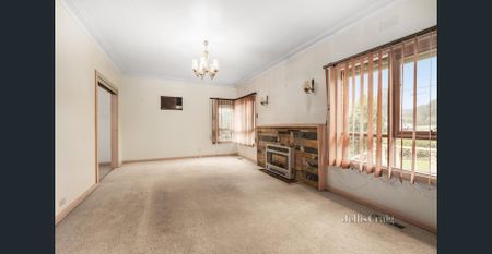 3 Bedroom House in Convenient Location - Photo 3