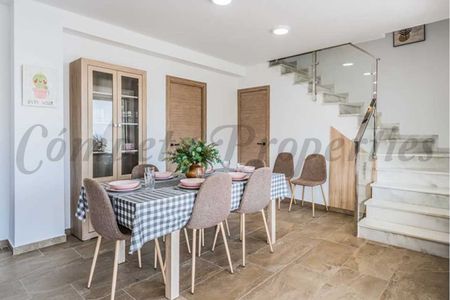 Country Property in Nerja, Andalucia , Costa del Sol - Photo 4