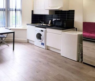Studio to rent - Photo 4