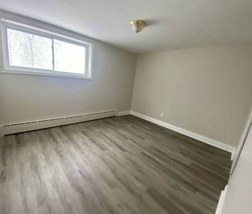 242 Johnson St, Unit 106, Kingston, ON - Photo 2