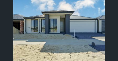 🏡 BRAND NEW COMFORT & CONVENIENCE ACROSS FROM THE PARK 🌳 - Photo 3