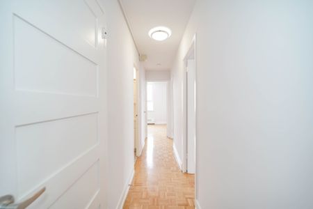 For Lease - 6200 Bathurst Street Unit# 310, Toronto, Ontario - Photo 3
