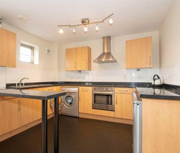 2 bedroom apartment to rent - Photo 4