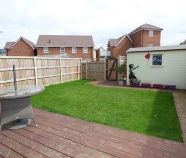 4 bed End of Terrace in Fen Street Brooklands, Milton Keynes, MK10 7HD - Photo 6