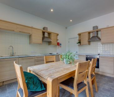 1 bedroom in a house share to rent - Photo 6