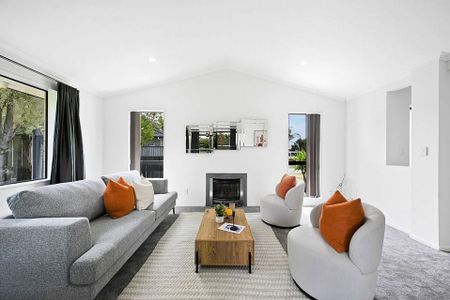 Stylish & Spacious 4-BR Home in St James - Photo 4