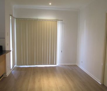 Cozy, well maintained townhouse! - Photo 1