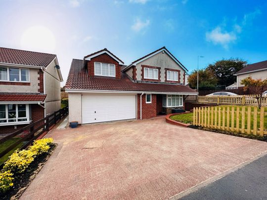 Heol Barcud, Birchgrove, SWANSEA - Photo 1