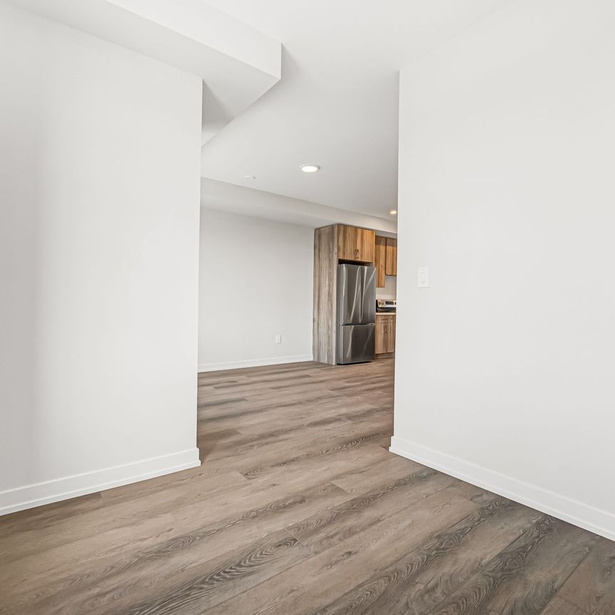 For Lease - 21 Victor Metcalf Lane, Richmond Hill, Ontario - Photo 1