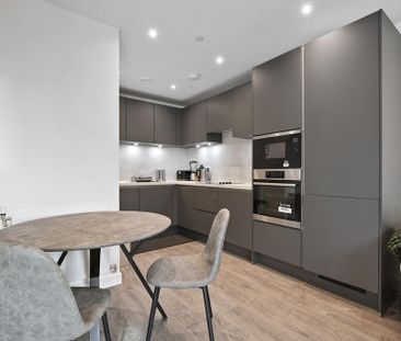 2 bedroom flat to rent - Photo 6