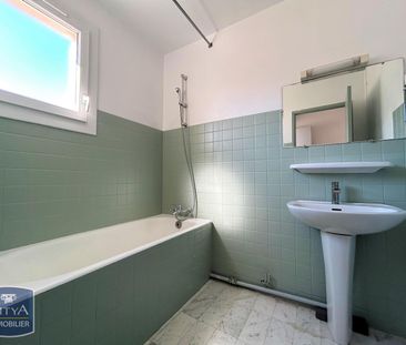 Location Appartement 2 pièces 47m² AVIGNON 84000 - Photo 4