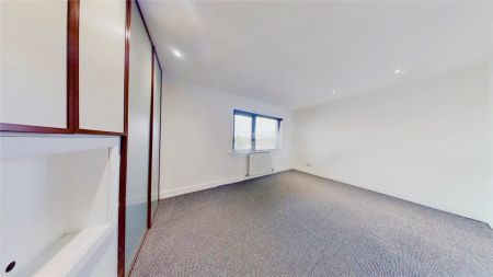 2Bedrooms, 1Bathrooms - Photo 3
