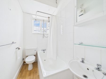 Suffolk Square, Cheltenham, GL50 - Photo 5