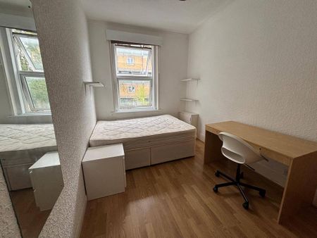 3 bedroom maisonette to rent - Photo 3