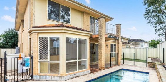 Rouse Hill - Photo 3