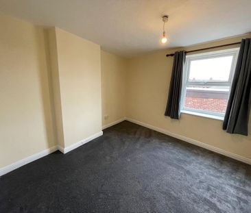 3 bedroom apartment to rent - Photo 2