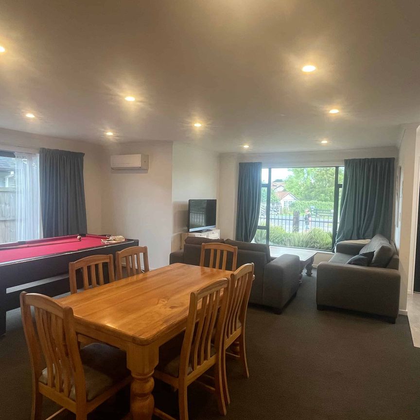 4-bedroom house for rent!! - Photo 1