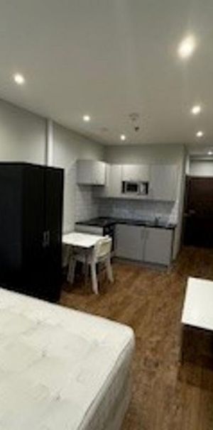 1 bedroom property to rent - Photo 1