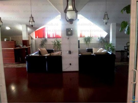 Inchiriere apartament 4 camere zona Republicii - Fotografie 1