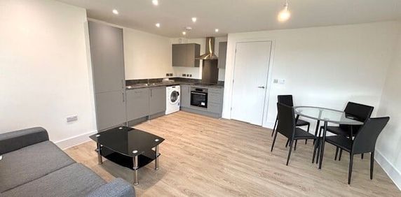 Butterfly Close - Photo 2