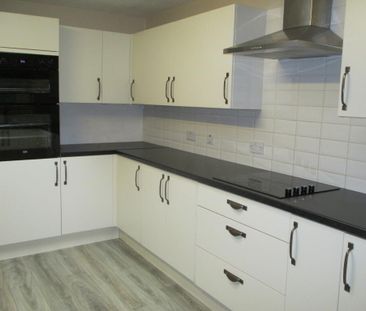 Belfast Road, Carrickfergus, BT38 8BU - Photo 2