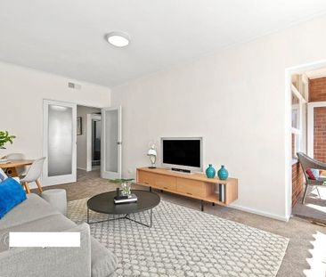 St Kilda East - Photo 4