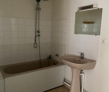 Location Appartement 4 pièces 68m² DIEPPE 76200 - Photo 5