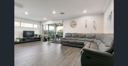 Beautiful Family Home in a Peaceful Cobbitty Location - Photo 4