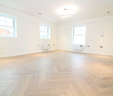 Lyons Court, Dorking - 2 bedrooms Property for lettings - Seymours - Photo 4