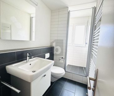 CHARMING, LIGHT-FLOODED AND CENTRALLY LOCATED - Photo 6