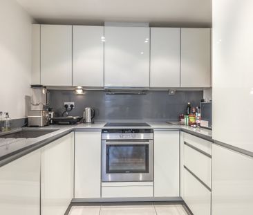 Times Square, London, E1 flat to rent - Photo 6