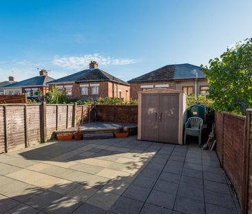 33 Serpentine Parade, Newtownabbey, BT36 7HD - Photo 3