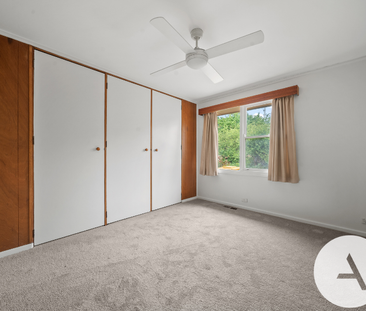 135 Theodore Street, Curtin ACT 2605 - House For Rent | Domain - Photo 5