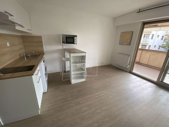 Location Appartement 1 pièce 20m² LE CANNET 06110 - Photo 1